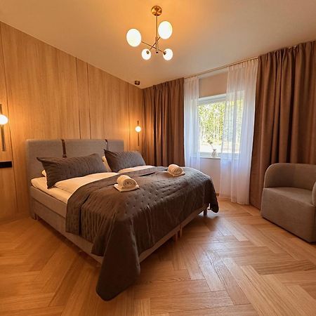 Big River Camp Hotel & Spa Follinge Екстер'єр фото