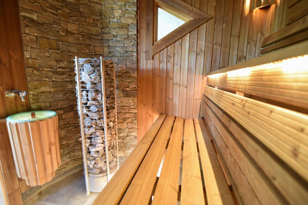 Big River Camp Hotel & Spa Follinge Екстер'єр фото